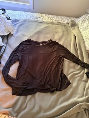 Women's Long-Sleeve Crewneck Top